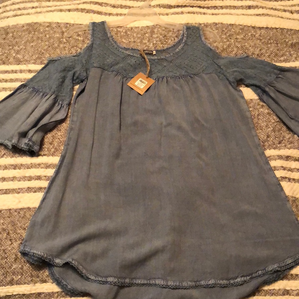 Cold Shouldered Top